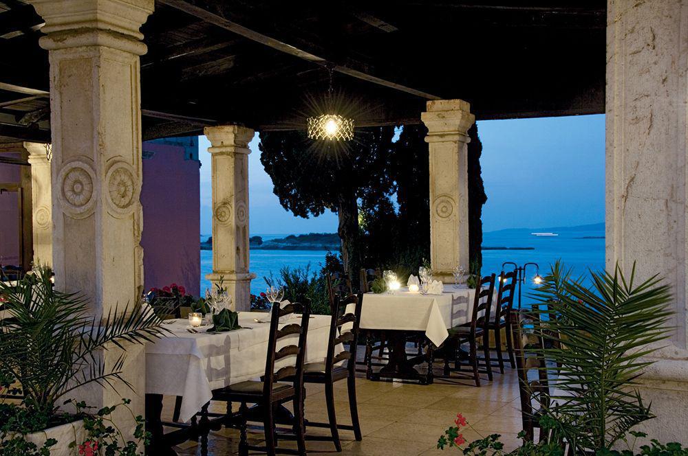 רוביני Maistra Select Island Hotel Istra מסעדה תמונה